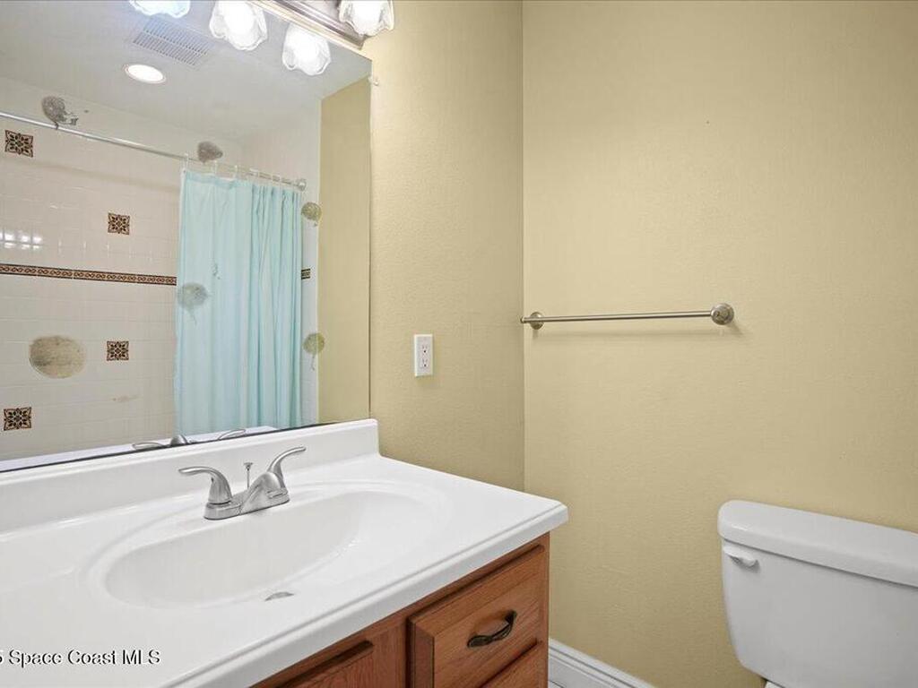 1845 Robalo Drive, Vero Beach, FL 32960