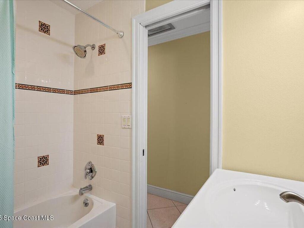 1845 Robalo Drive, Vero Beach, FL 32960