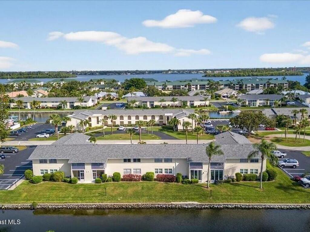 1845 Robalo Drive, Vero Beach, FL 32960