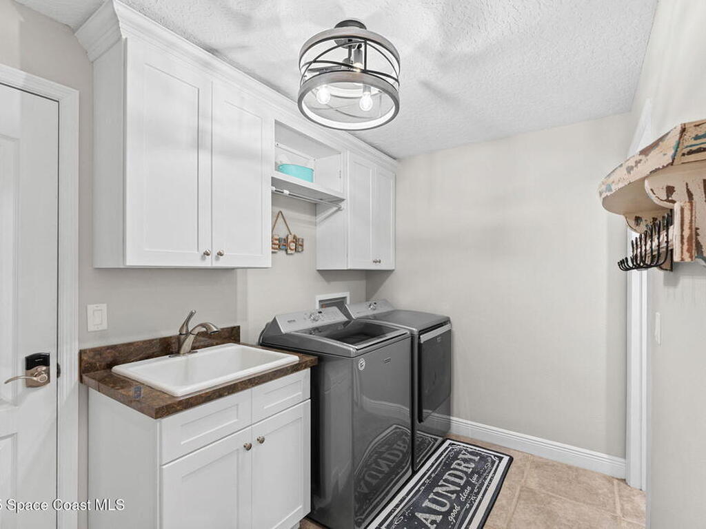 2593 Sykes Creek Drive, Merritt Island, FL 32953