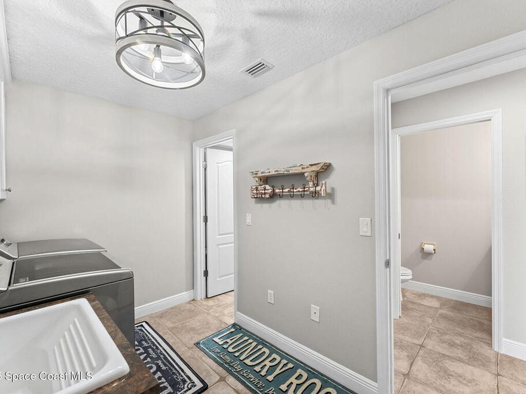 2593 Sykes Creek Drive, Merritt Island, FL 32953