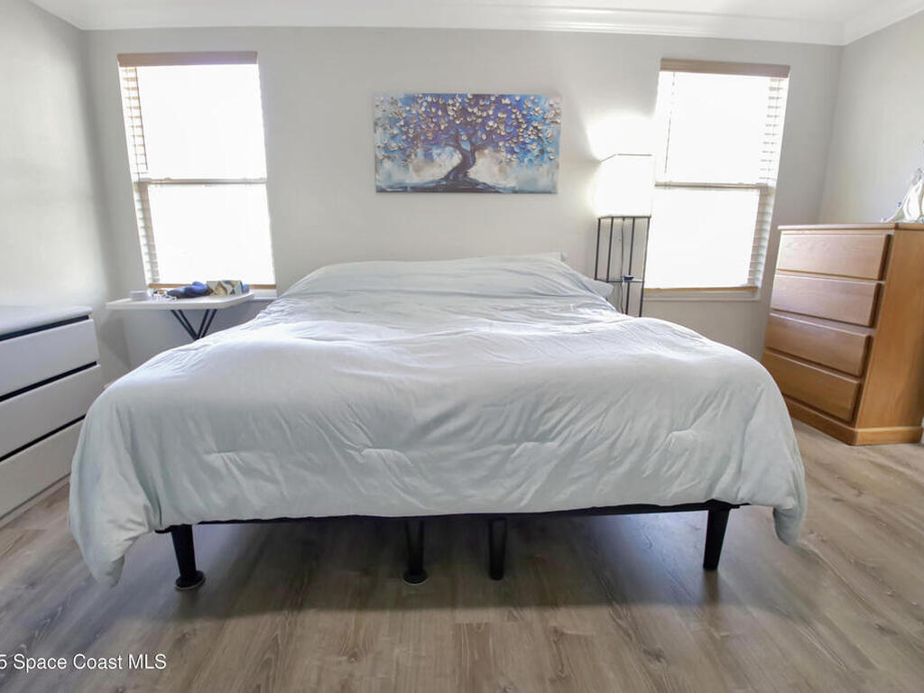 852 Jordan Avenue, Sebastian, FL 32958