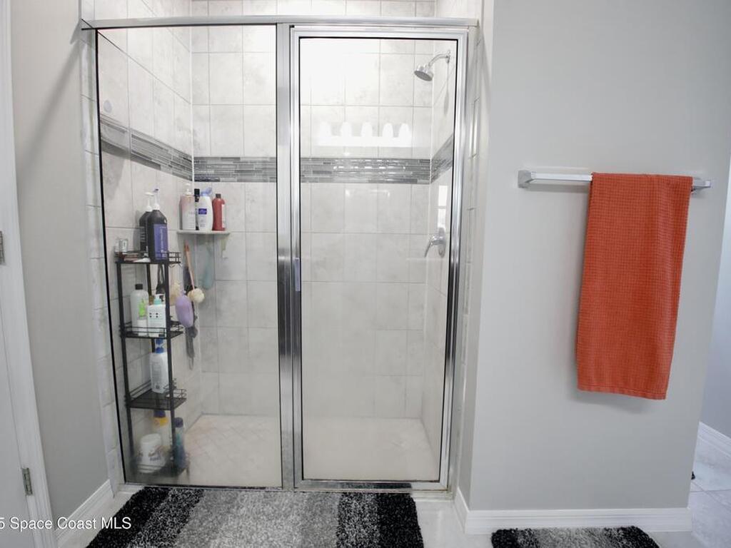 852 Jordan Avenue, Sebastian, FL 32958