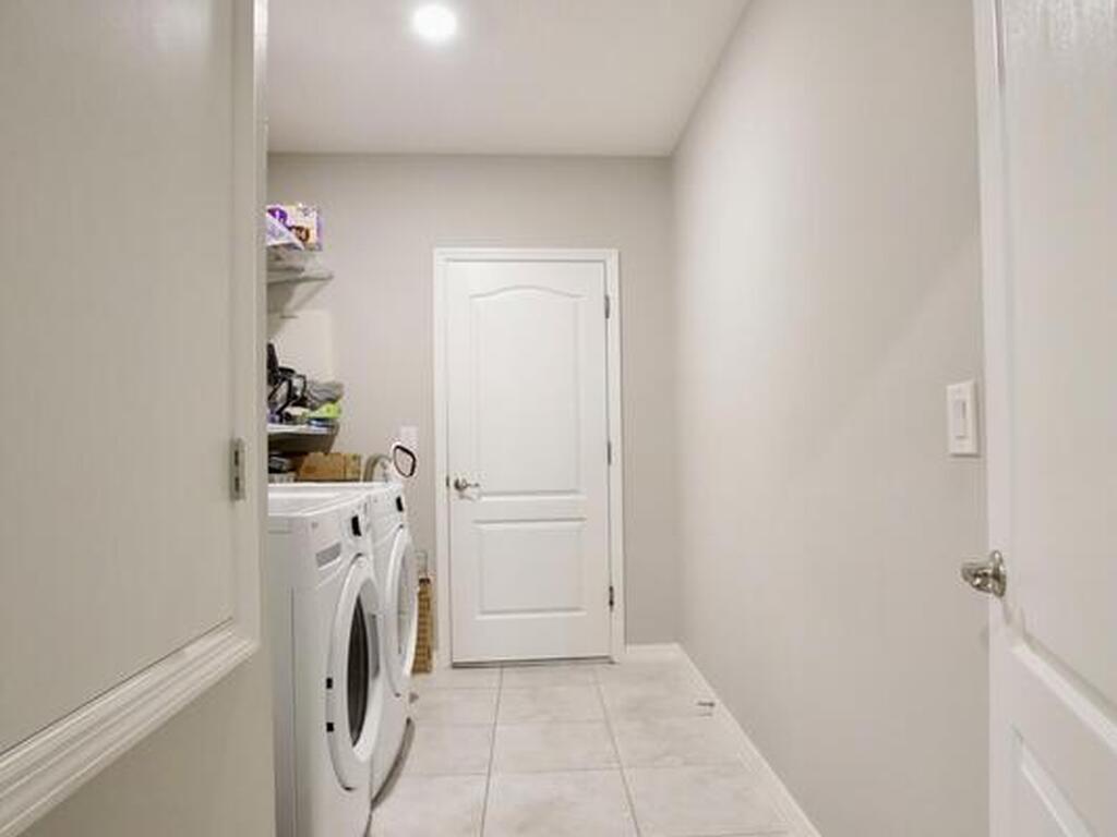 852 Jordan Avenue, Sebastian, FL 32958