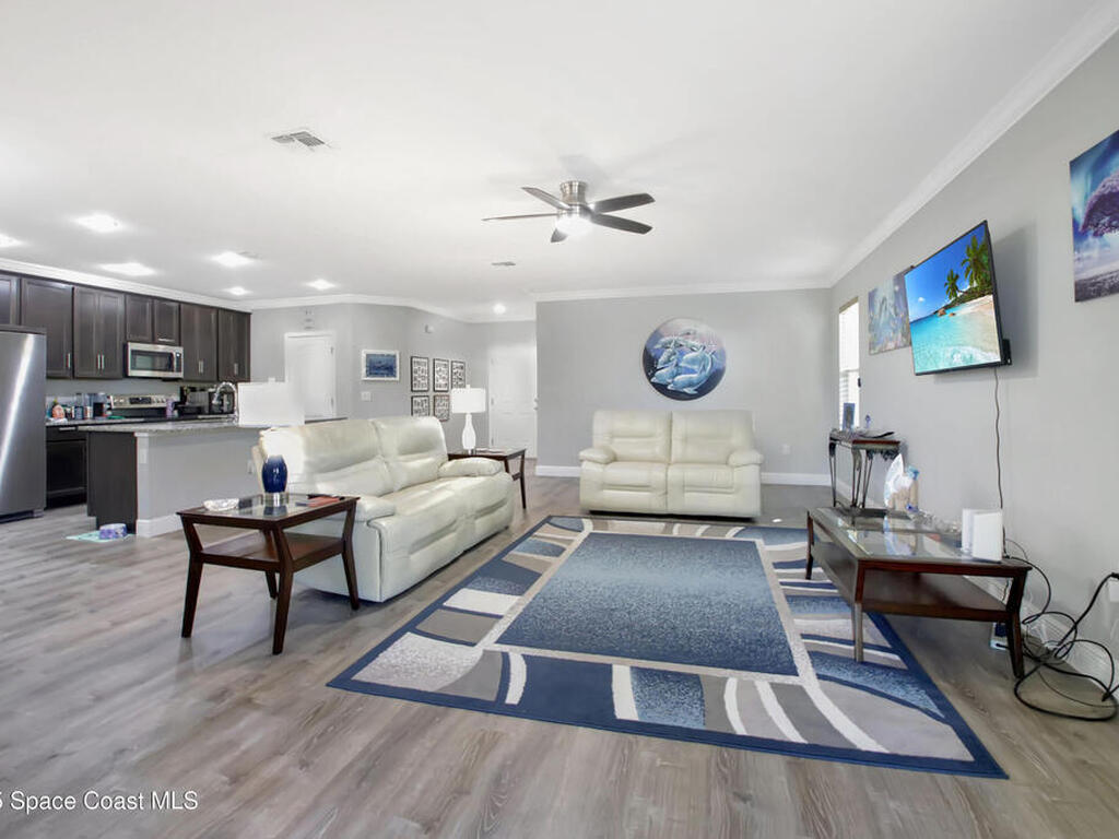 852 Jordan Avenue, Sebastian, FL 32958