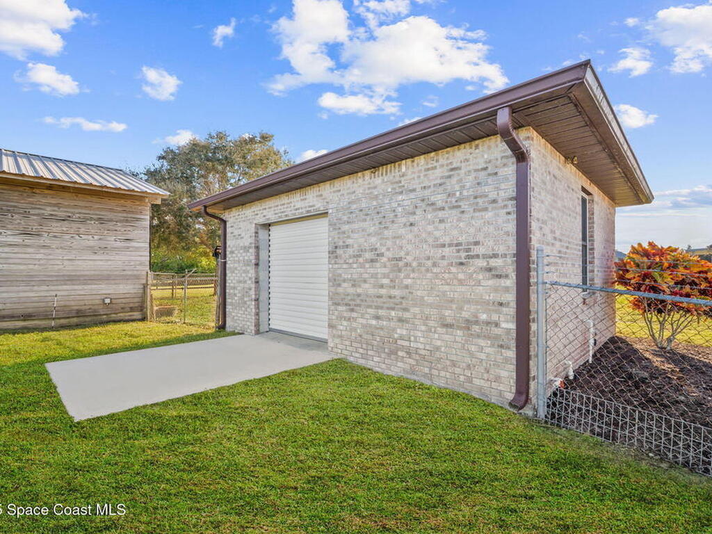 3125 Davis Road, Mims, FL 32754