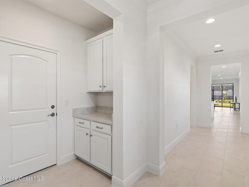 3168 Songbird Circle, Harmony, FL 34773