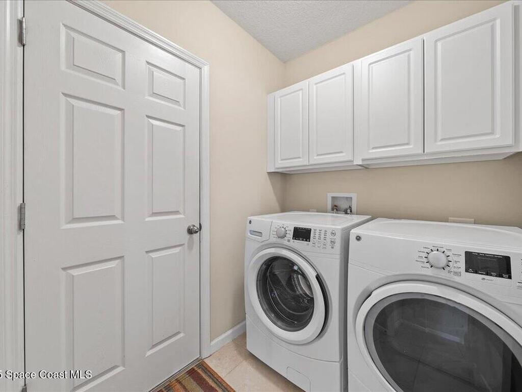 2285 Snapdragon Drive, Palm Bay, FL 32907