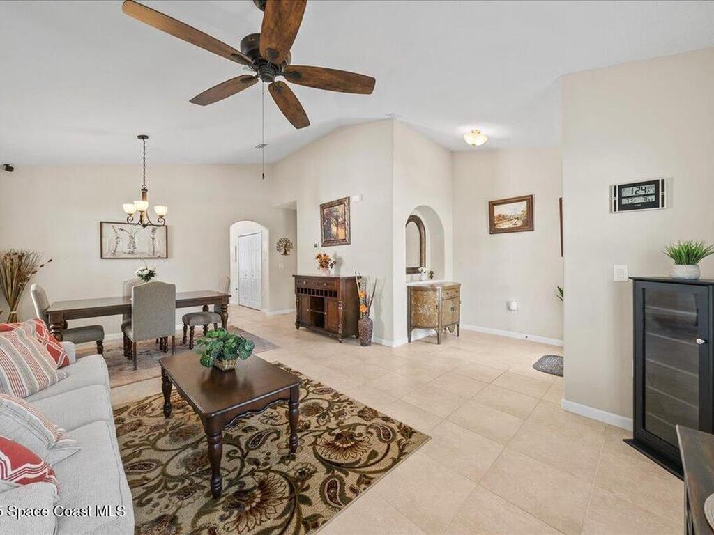 2285 Snapdragon Drive, Palm Bay, FL 32907