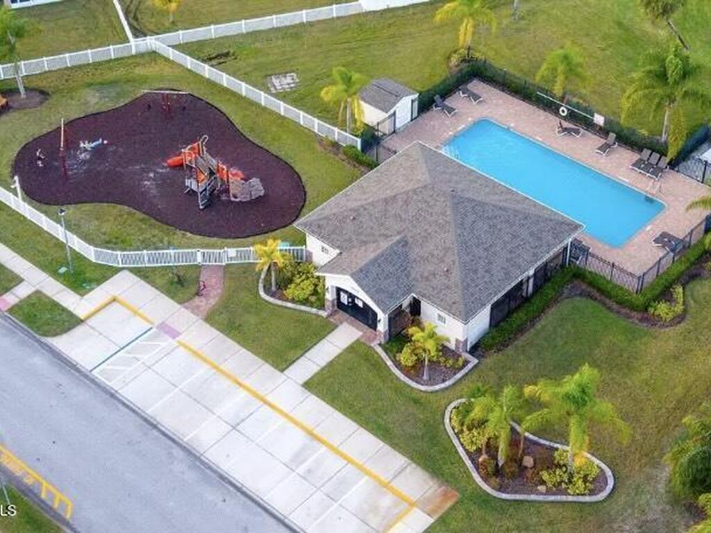 2285 Snapdragon Drive, Palm Bay, FL 32907