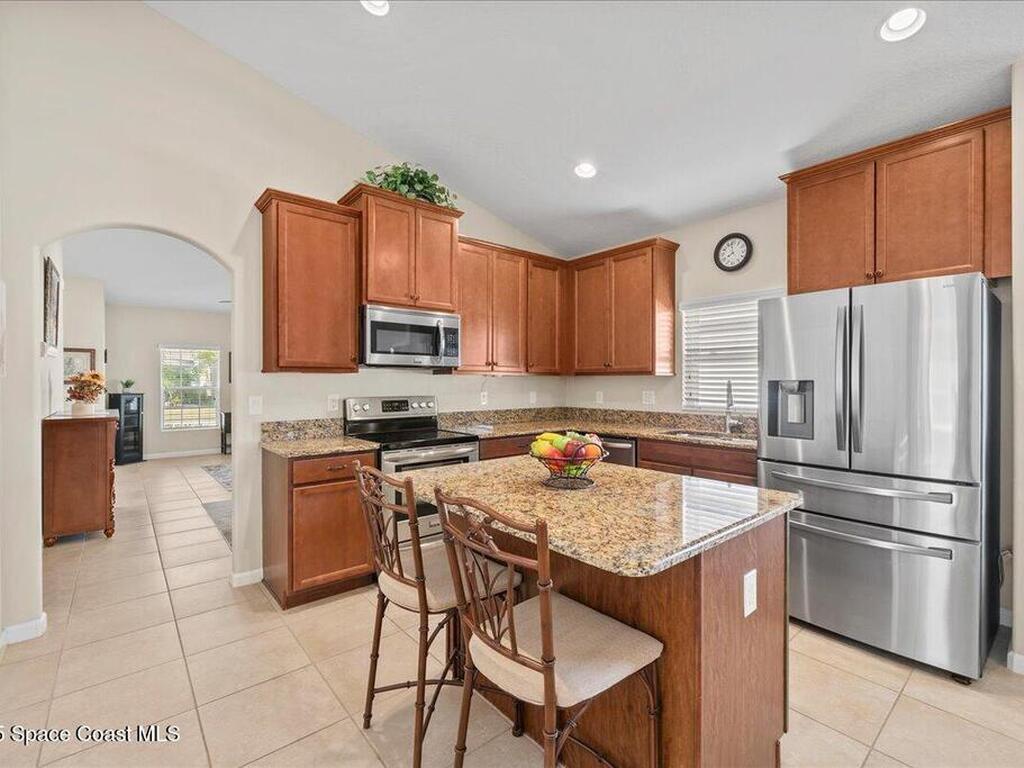 2285 Snapdragon Drive, Palm Bay, FL 32907