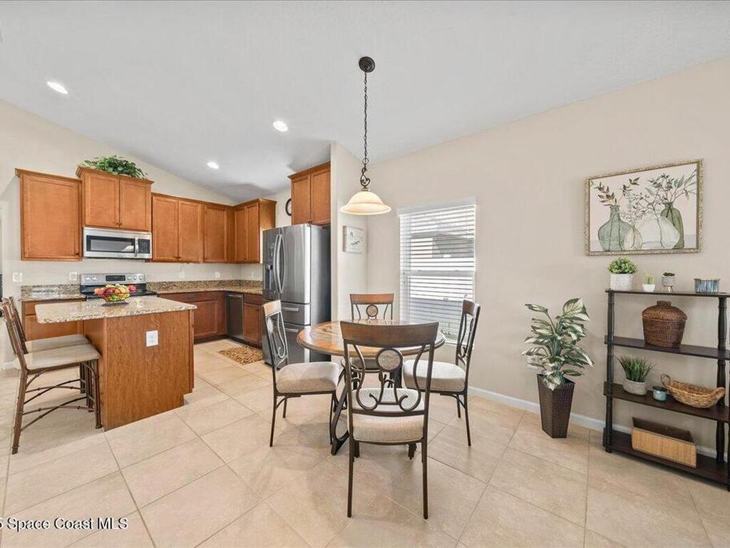 2285 Snapdragon Drive, Palm Bay, FL 32907