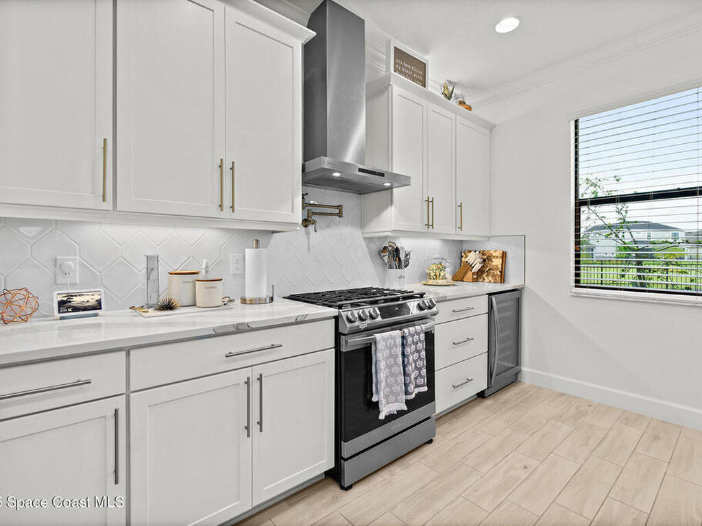 3233 Casare Drive, Melbourne, FL 32940