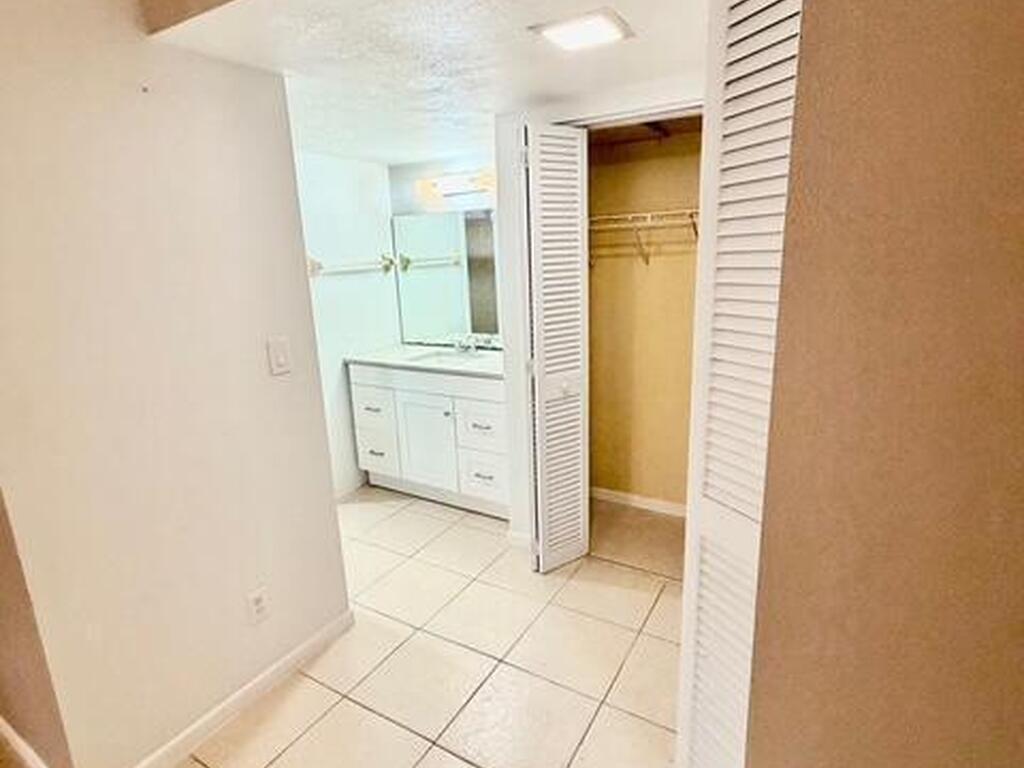 1609 Sunny Brook Lane, Palm Bay, FL 32905