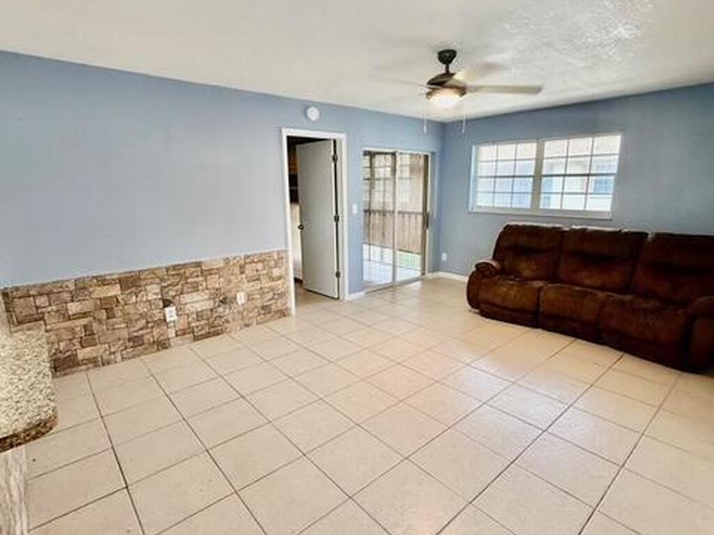 1609 Sunny Brook Lane, Palm Bay, FL 32905