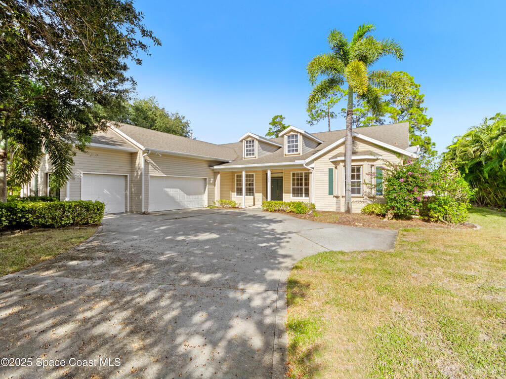 255 Brightwater Drive, Palm Bay, FL 32909