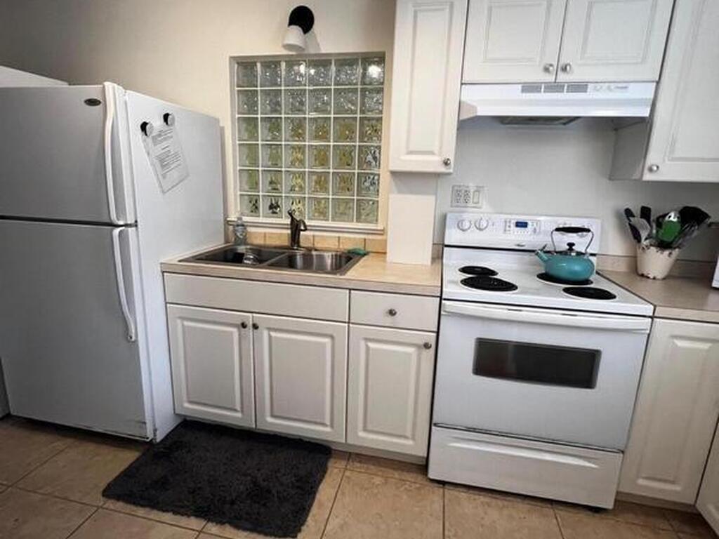 11195 Roseland Road, Sebastian, FL 32958