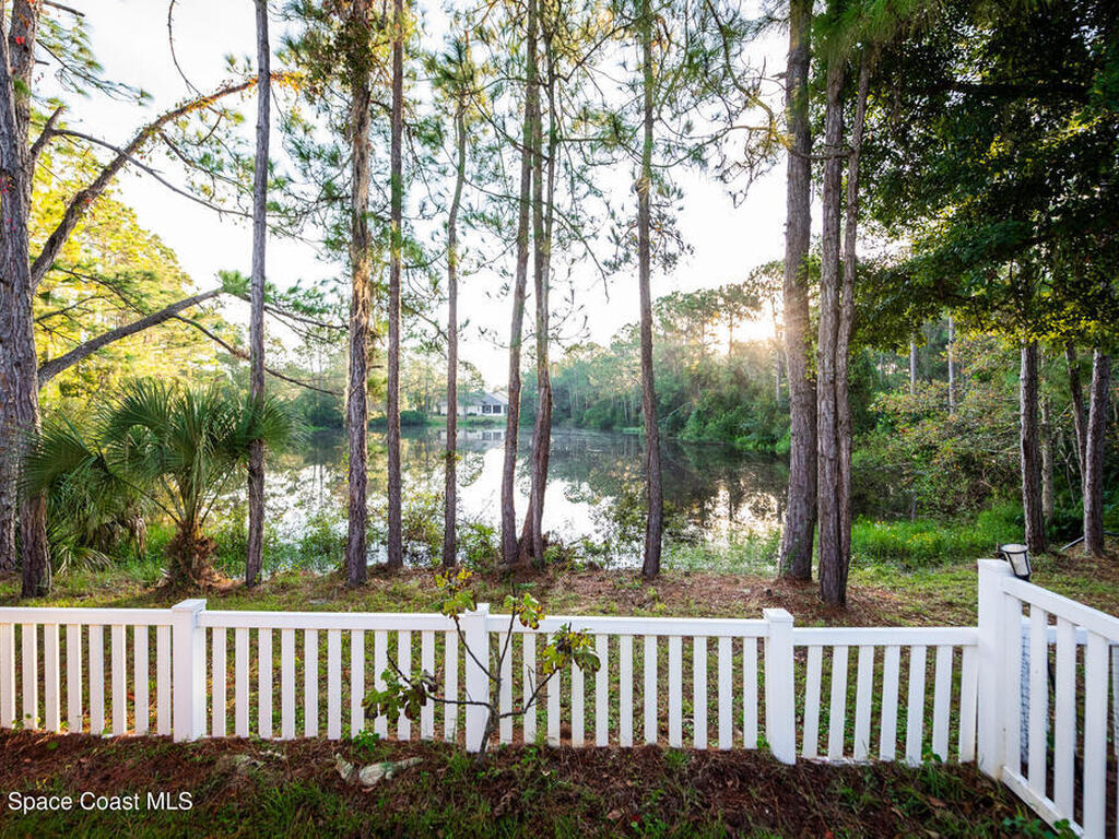 5430 Amy Way, Mims, FL 32754