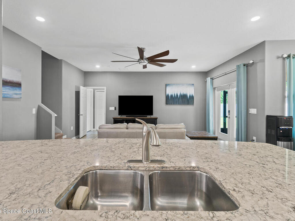 3590 Salt Marsh Circle, West Melbourne, FL 32904