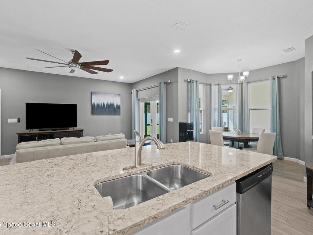 3590 Salt Marsh Circle, West Melbourne, FL 32904