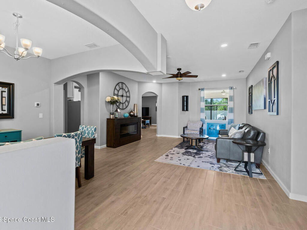 3590 Salt Marsh Circle, West Melbourne, FL 32904