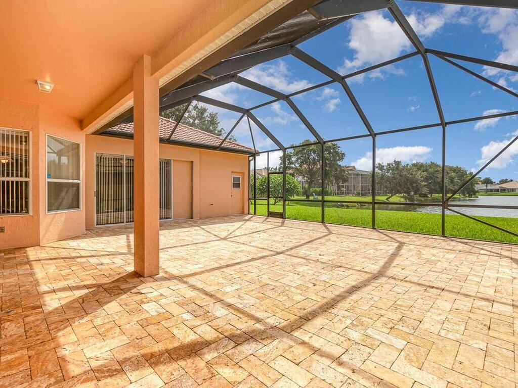 611 Oceanside Boulevard, Melbourne, FL 32903