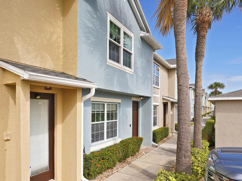 3238 Cutty Sark Way, Indialantic, FL 32903