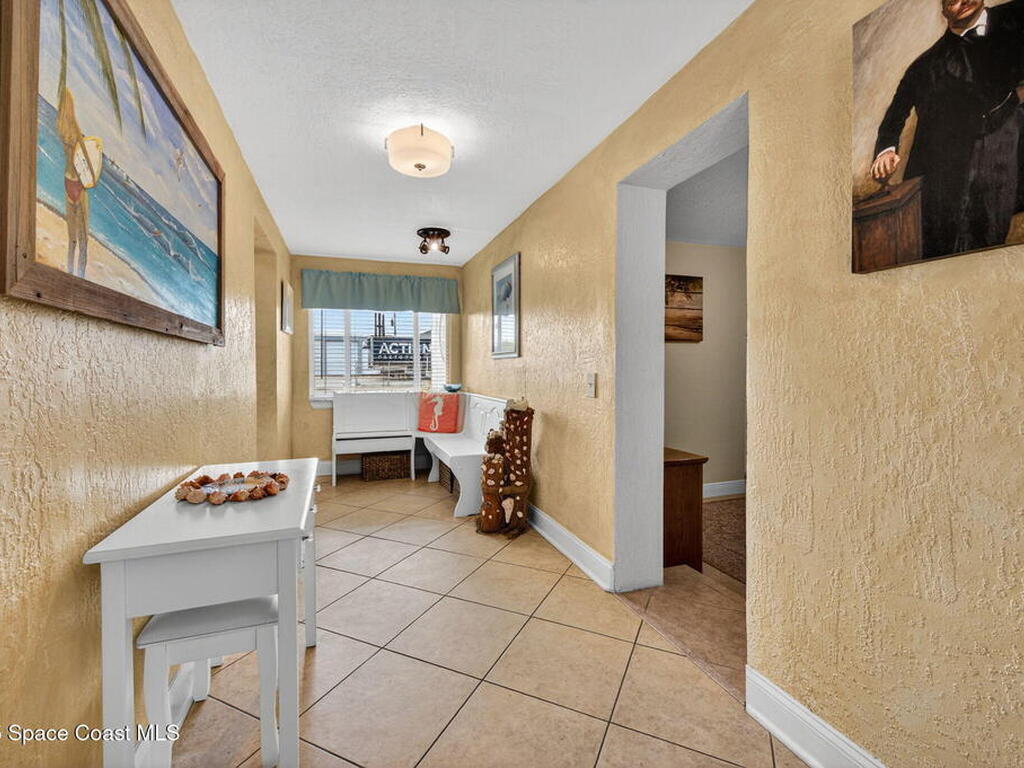 104 Roosevelt Avenue, Cocoa Beach, FL 32931