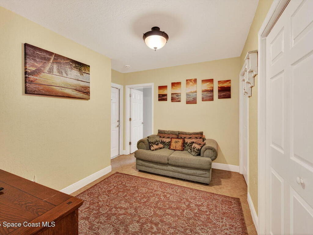 104 Roosevelt Avenue, Cocoa Beach, FL 32931