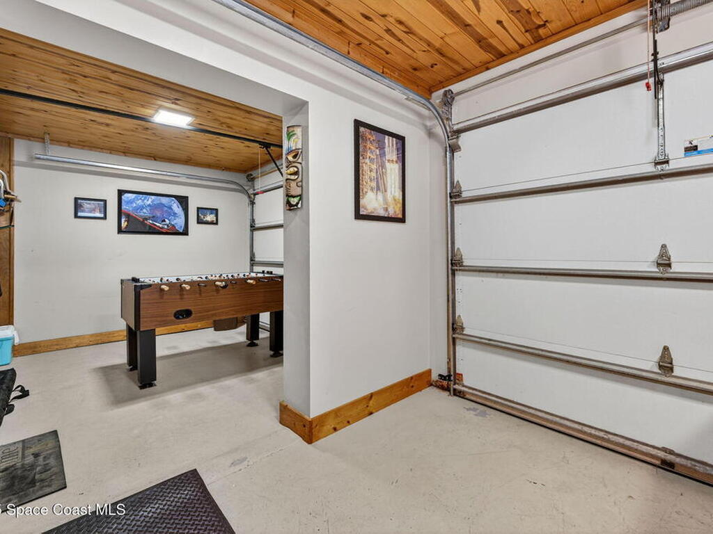 104 Roosevelt Avenue, Cocoa Beach, FL 32931