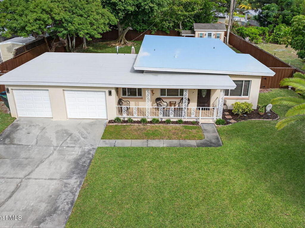 104 Roosevelt Avenue, Cocoa Beach, FL 32931
