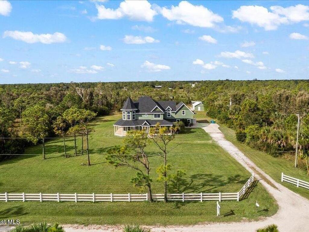 3190 Leghorn Road, Malabar, FL 32950