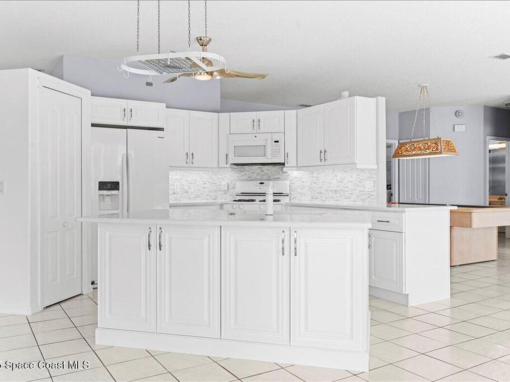 990 Harbor Pines Drive, Merritt Island, FL 32952