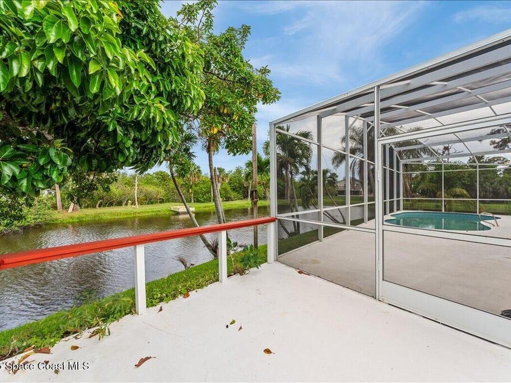 990 Harbor Pines Drive, Merritt Island, FL 32952