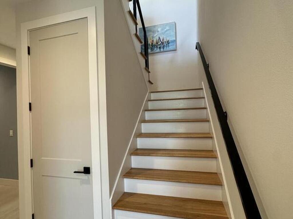 223 6th Avenue, Indialantic, FL 32903