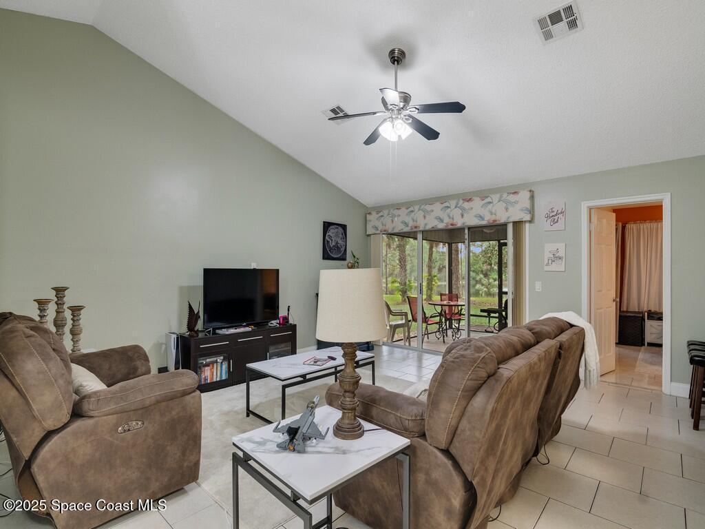 2020 Vero South Circle, Vero Beach, FL 32962