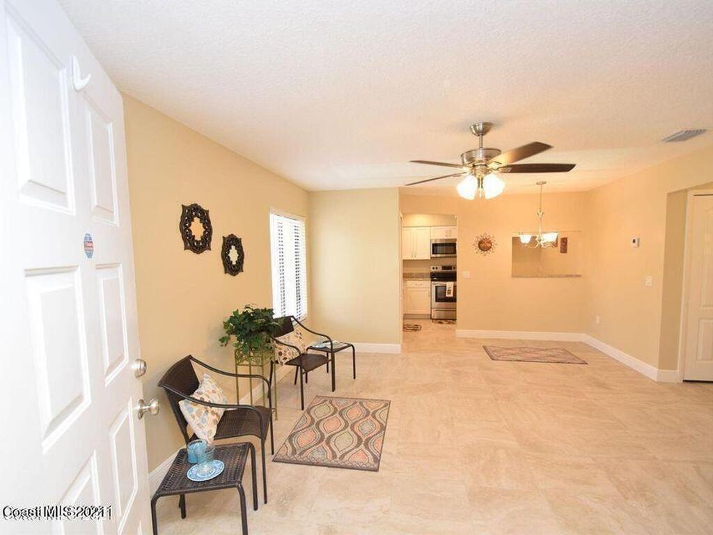 670 Cedar Side Circle, Palm Bay, FL 32905