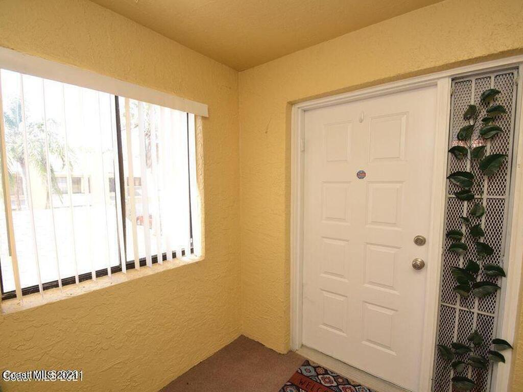 670 Cedar Side Circle, Palm Bay, FL 32905