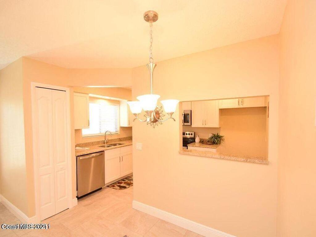 670 Cedar Side Circle, Palm Bay, FL 32905