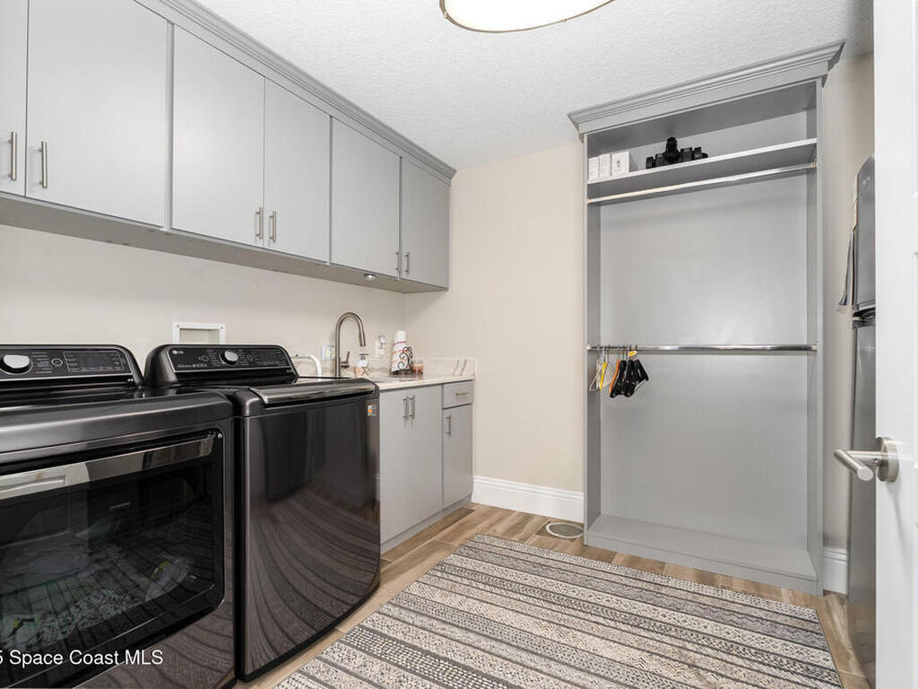 3203 S Washington Avenue, Titusville, FL 32780