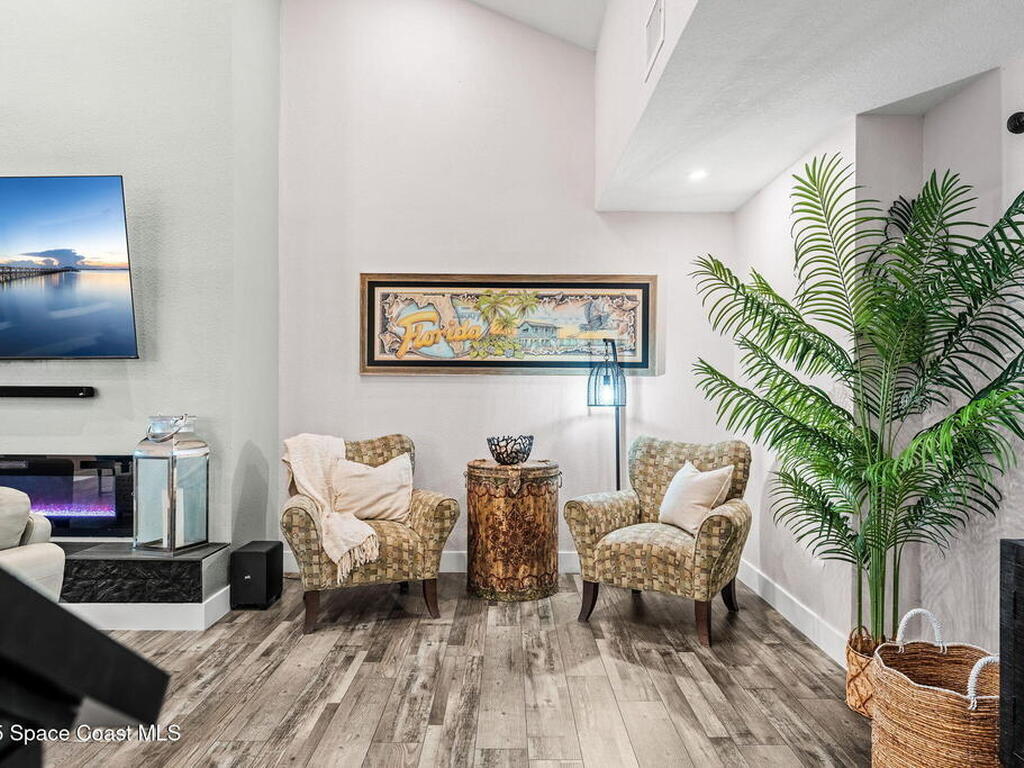 1379 Rose Court, Melbourne, FL 32935