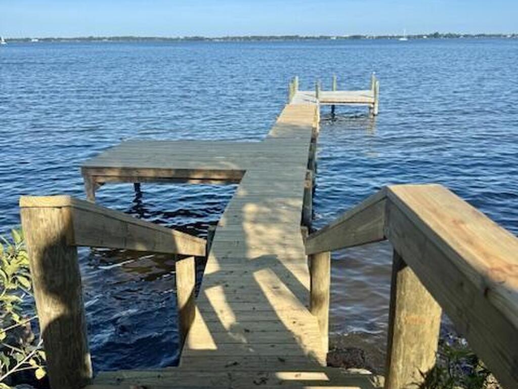 1379 Rose Court, Melbourne, FL 32935