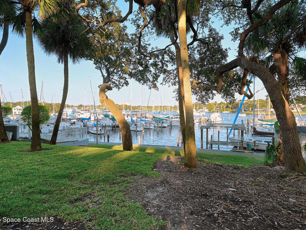 905 N Harbor City Boulevard, Melbourne, FL 32935