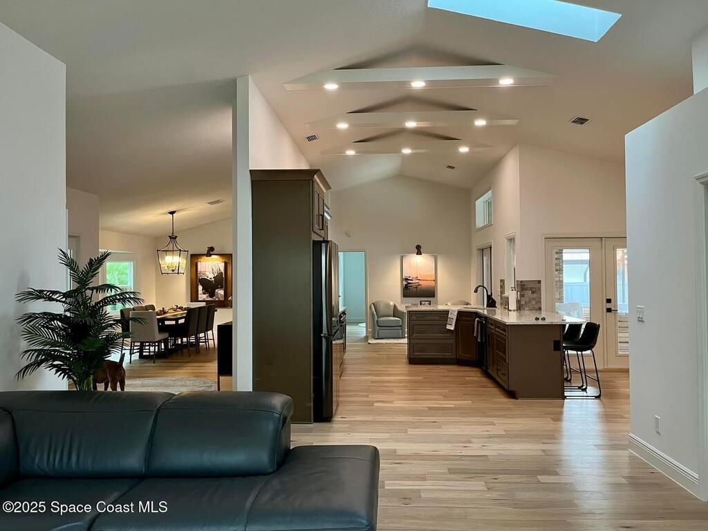 588 Peregrine Drive, Indialantic, FL 32903