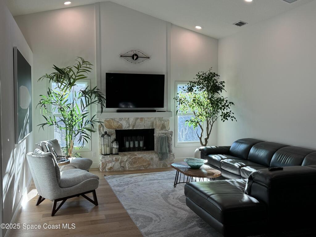 588 Peregrine Drive, Indialantic, FL 32903