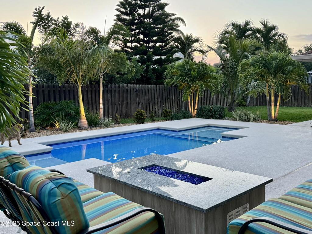 588 Peregrine Drive, Indialantic, FL 32903