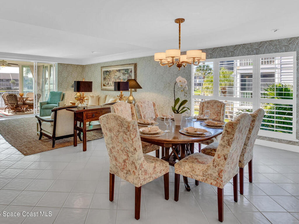 1903 Bay Road, Vero Beach, FL 32963