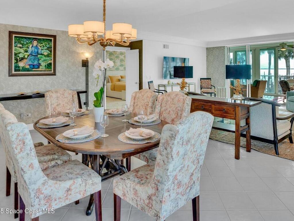 1903 Bay Road, Vero Beach, FL 32963