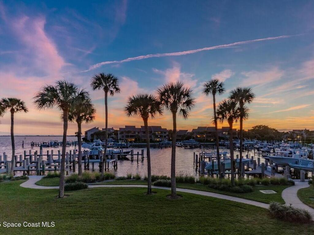 1903 Bay Road, Vero Beach, FL 32963