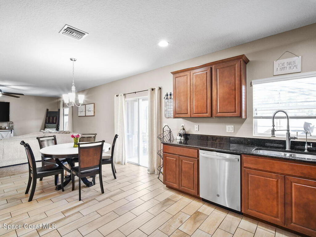 2028 Snapdragon Drive, Palm Bay, FL 32907